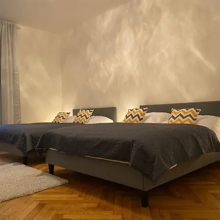 Krakovska - Wenceslas Square Apartament *