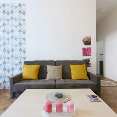 Krakovska - Wenceslas Square Apartament