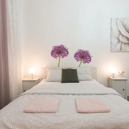 Krakovska - Wenceslas Square Apartament *